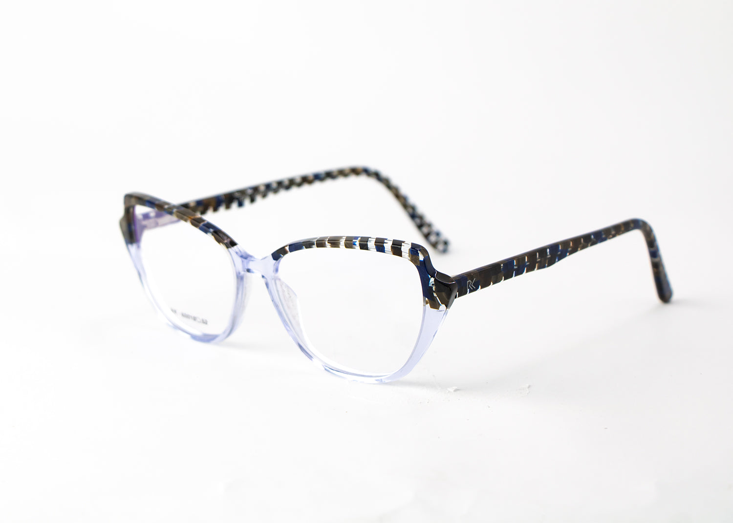 Frosted Cat-Eye